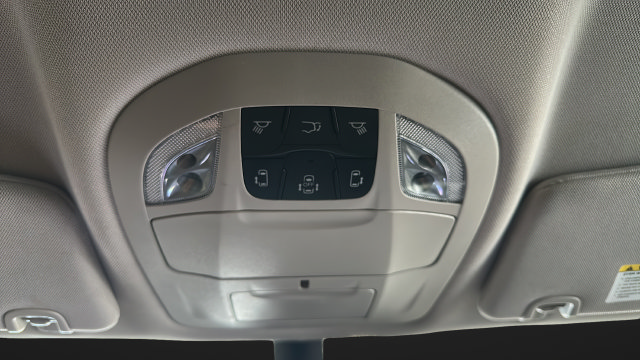 Used 2024 Chrysler Pacifica Limited FWD image 33