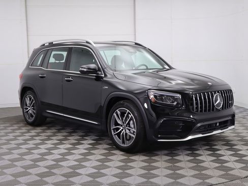 Certified 2025 Mercedes-Benz GLB 35 AMG 4MATIC image 3