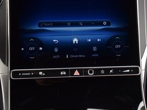 Certified 2025 Mercedes-Benz GLC 300 image 26