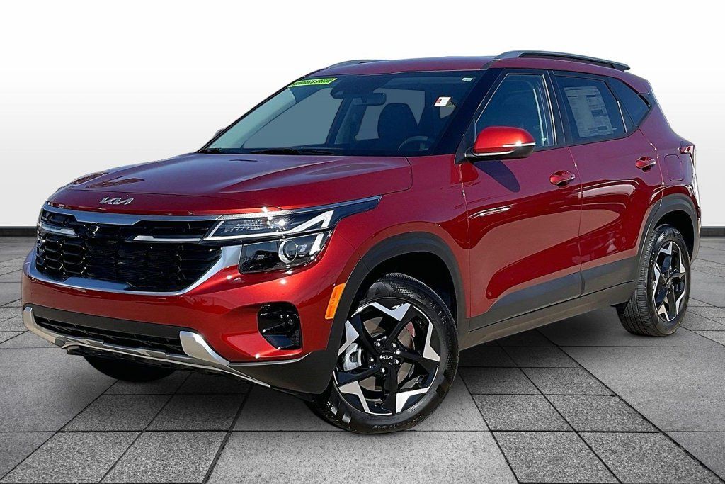 Used 2026 Kia Seltos S AWD/4WD image 1