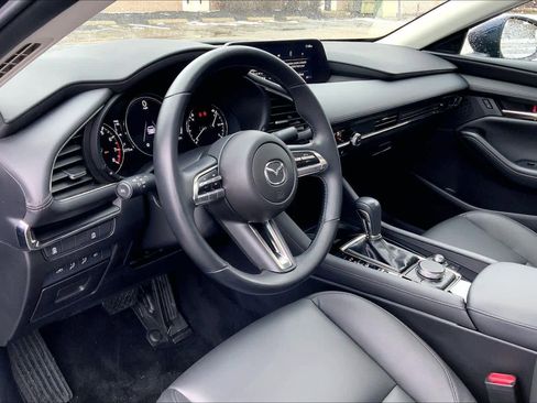 Used 2022 MAZDA MAZDA3 s image 17