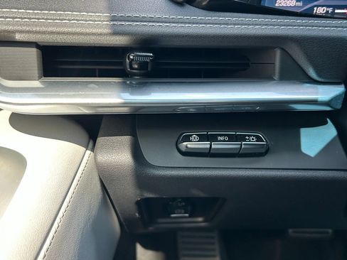 Used 2021 Chevrolet Corvette Stingray Preferred Cpe w/ Battery Protection Package RWD image 67