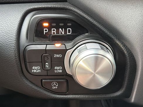 Used 2024 RAM 1500 Laramie AWD/4WD image 14