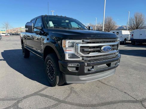 Used 2022 Ford F350 Platinum image 11