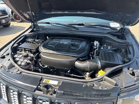 Used 2018 Jeep Grand Cherokee Altitude AWD/4WD image 48