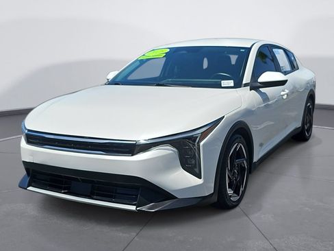 Used 2025 Kia K4 EX FWD image 7