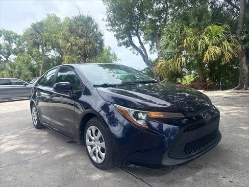 Used 2021 Toyota Corolla LE FWD image 4