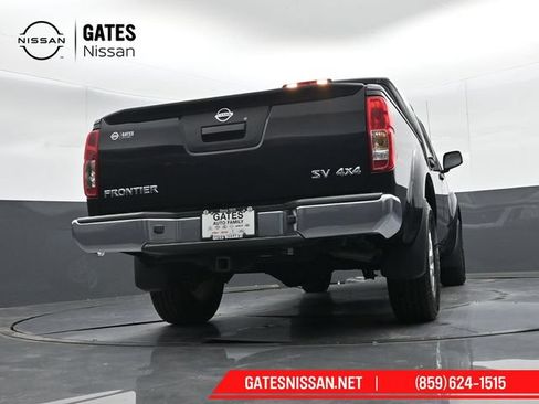 Used 2021 Nissan Frontier SV AWD/4WD image 32