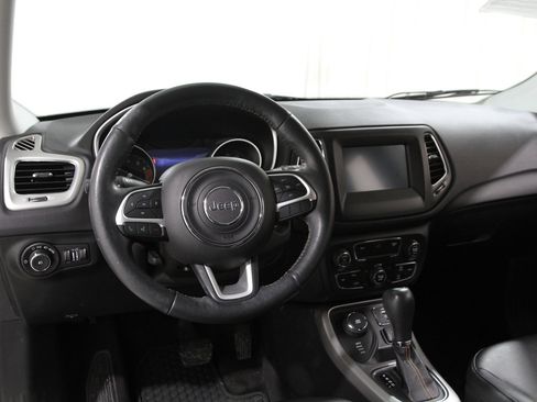 Used 2018 Jeep Compass Latitude w/ Popular Equipment Group image 6