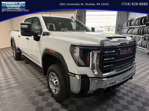 Used 2024 GMC Sierra 2500 Pro w/ Convenience Package AWD/4WD image 3