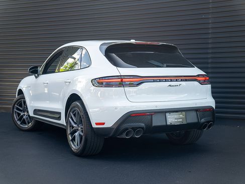Certified 2026 Porsche Macan Turbo AWD/4WD image 3