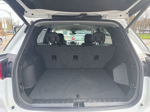 Used 2020 Chevrolet Equinox Premier AWD/4WD image 17