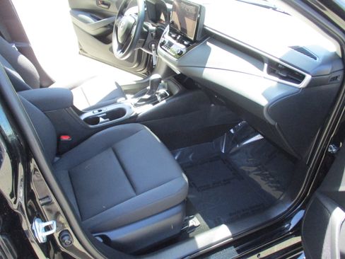 Used 2023 Toyota Corolla LE w/ Carpet Mat Package (TMS) FWD image 14