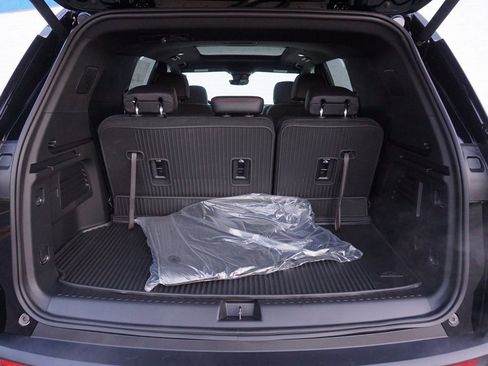 New 2026 Chevrolet Traverse Z71 w/ Driver Confidence Package image 28