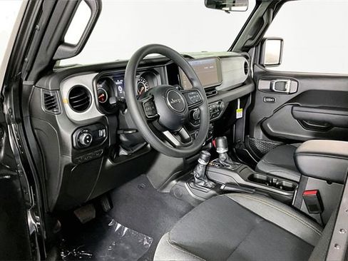 New 2026 Jeep Gladiator Sport image 8