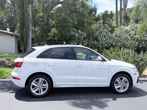 Used 2018 Audi Q3 2.0T Premium w/ Convenience Package FWD image 5