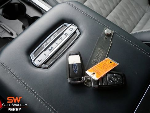 Certified 2024 Ford F450 Limited image 28