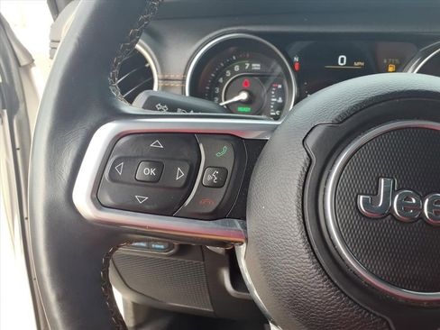 Used 2021 Jeep Wrangler Unlimited Sahara AWD/4WD image 26