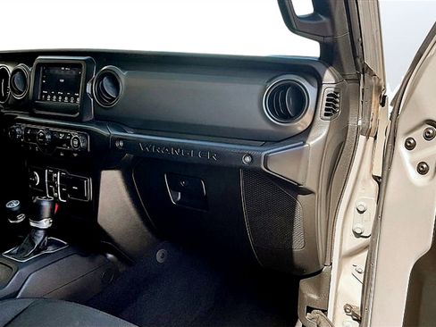 Used 2023 Jeep Wrangler Sport S image 16