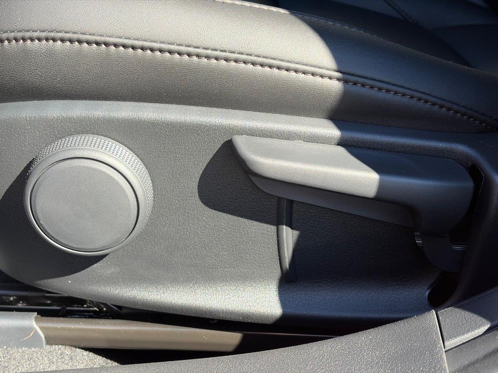 New 2026 MAZDA MAZDA3 s Sport FWD image 17