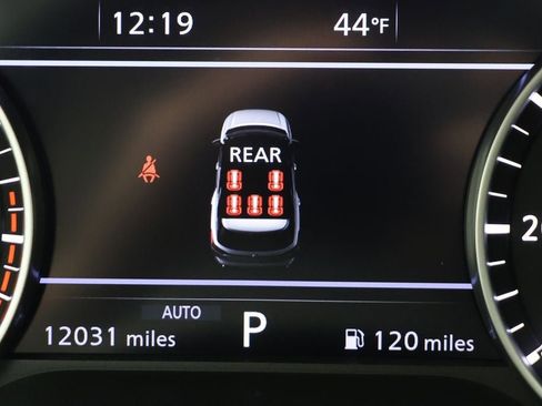 Used 2024 Nissan Pathfinder SL w/ SL Premium Package image 21