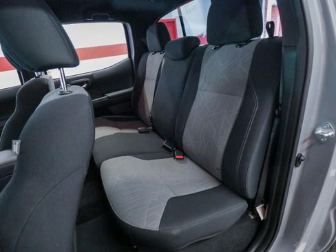 Used 2021 Toyota Tacoma TRD Sport w/ Technology Package RWD image 13
