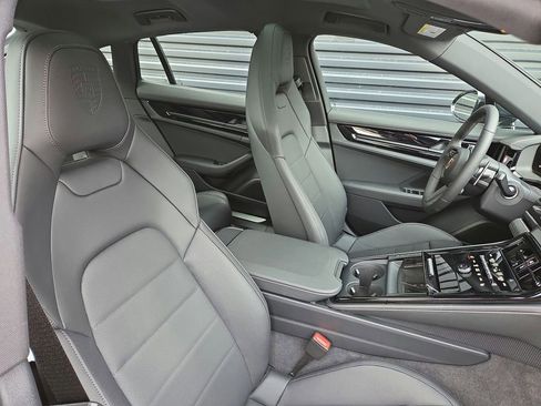 New 2026 Porsche Panamera 4 image 19