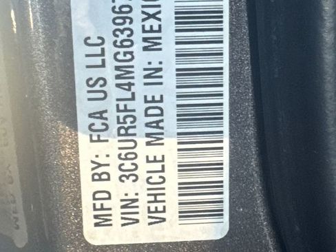 Used 2021 RAM 2500 Laramie AWD/4WD image 11