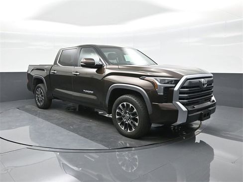 Used 2023 Toyota Tundra Limited image 22