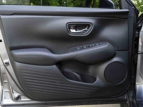 Used 2026 Honda HR-V LX image 36