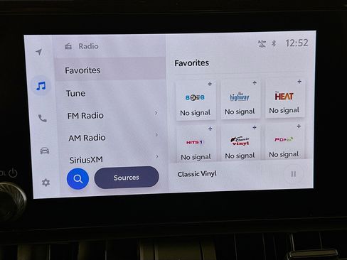 Used 2025 Toyota RAV4 LE image 19