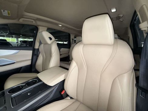 Used 2025 Acura MDX FWD w/ Technology Package image 14