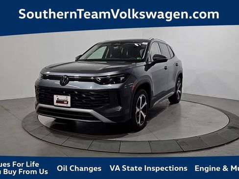 New 2026 Volkswagen Tiguan SE AWD/4WD image 1