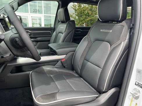New 2026 RAM 1500 Laramie AWD/4WD image 4