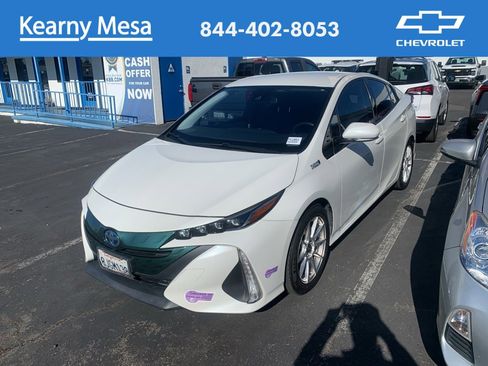 Used 2019 Toyota Prius Prime Premium image 1