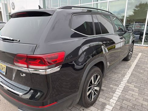 Used 2021 Volkswagen Atlas SE FWD image 7