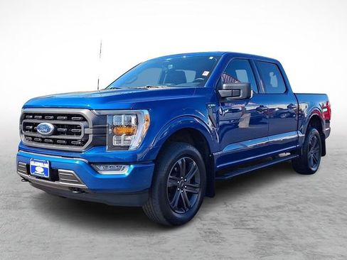Used 2022 Ford F150 XLT w/ Equipment Group 302A High AWD/4WD image 3