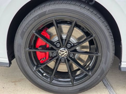 New 2026 Volkswagen Jetta GLI Autobahn FWD image 8