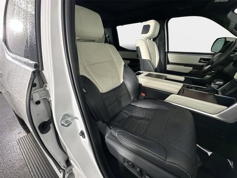 Used 2023 Toyota Tundra Capstone image 26