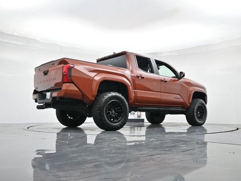 Used 2025 Toyota Tacoma TRD Sport image 29