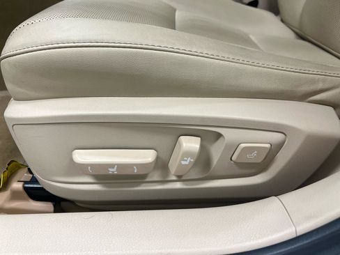 Used 2015 Lexus ES 350 w/ Premium Package image 7