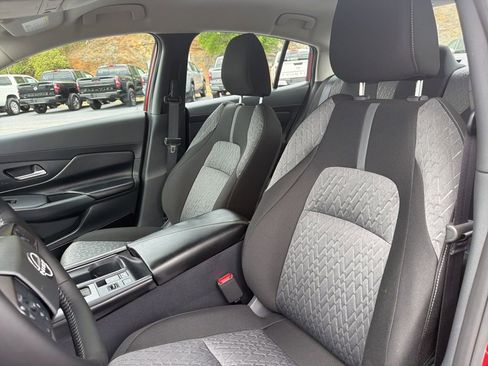 New 2026 Nissan Sentra SV w/ SV Convenience Package FWD image 9