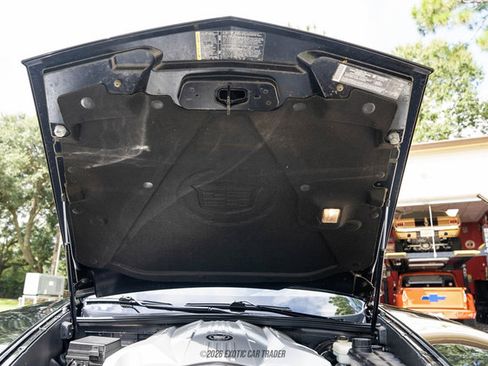 Used 2006 Cadillac XLR RWD image 27
