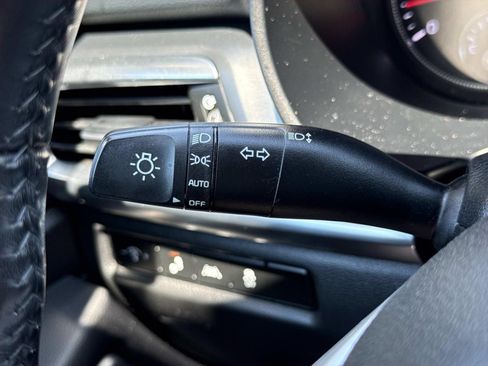 Used 2022 Kia Telluride S AWD/4WD image 14