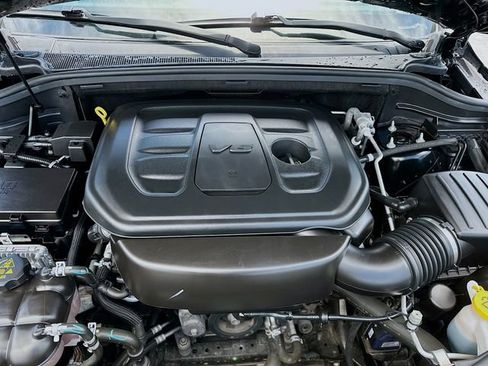 Used 2021 Jeep Grand Cherokee Laredo X image 34