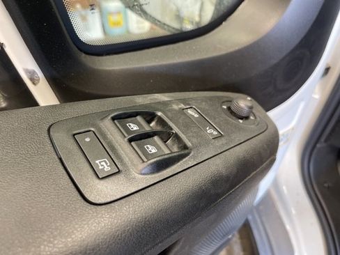 New 2025 RAM ProMaster 3500 w/ Convenience Group image 9