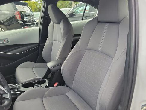 Used 2024 Toyota Corolla SE w/ SE Package FWD image 25