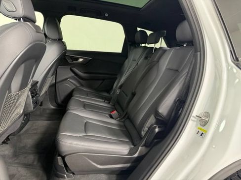 Certified 2023 Audi Q7 2.0T Premium Plus w/ Convenience Package AWD/4WD image 22