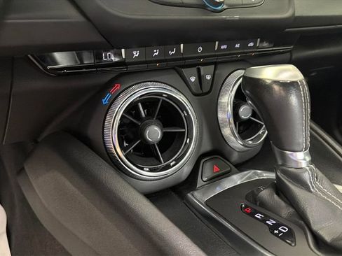 Certified 2020 Chevrolet Camaro LT RWD image 21