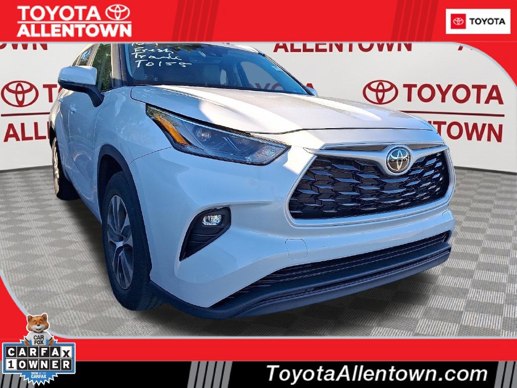 Used 2023 Toyota Highlander XLE FWD 360° Tour